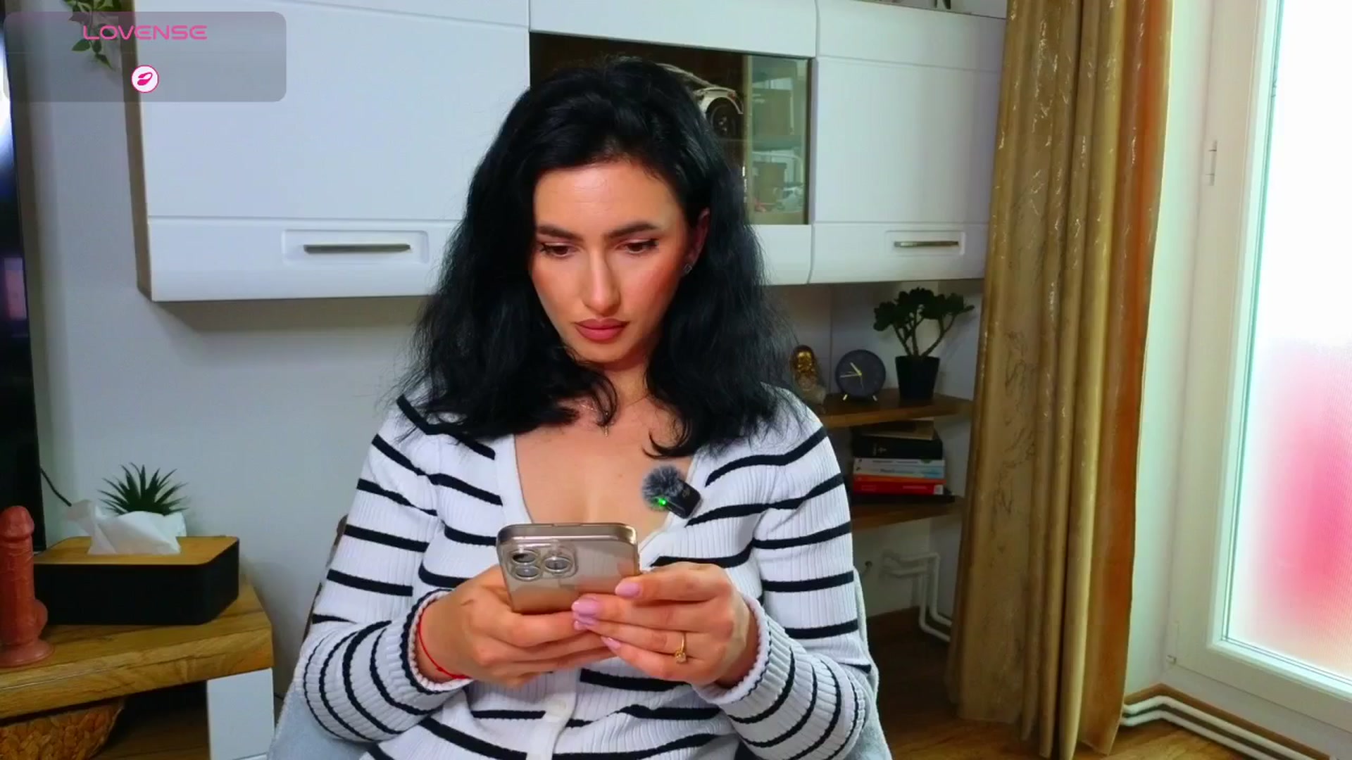 Gallery image thumbnail from YourDesiree_'s myfreecams stream on, 04/30/2026, 08:37 image 4 of 20