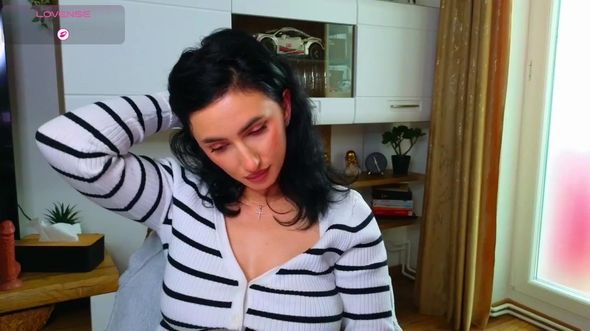 Gallery image thumbnail from YourDesiree_'s myfreecams stream on, 04/30/2026, 08:37 image 18 of 20