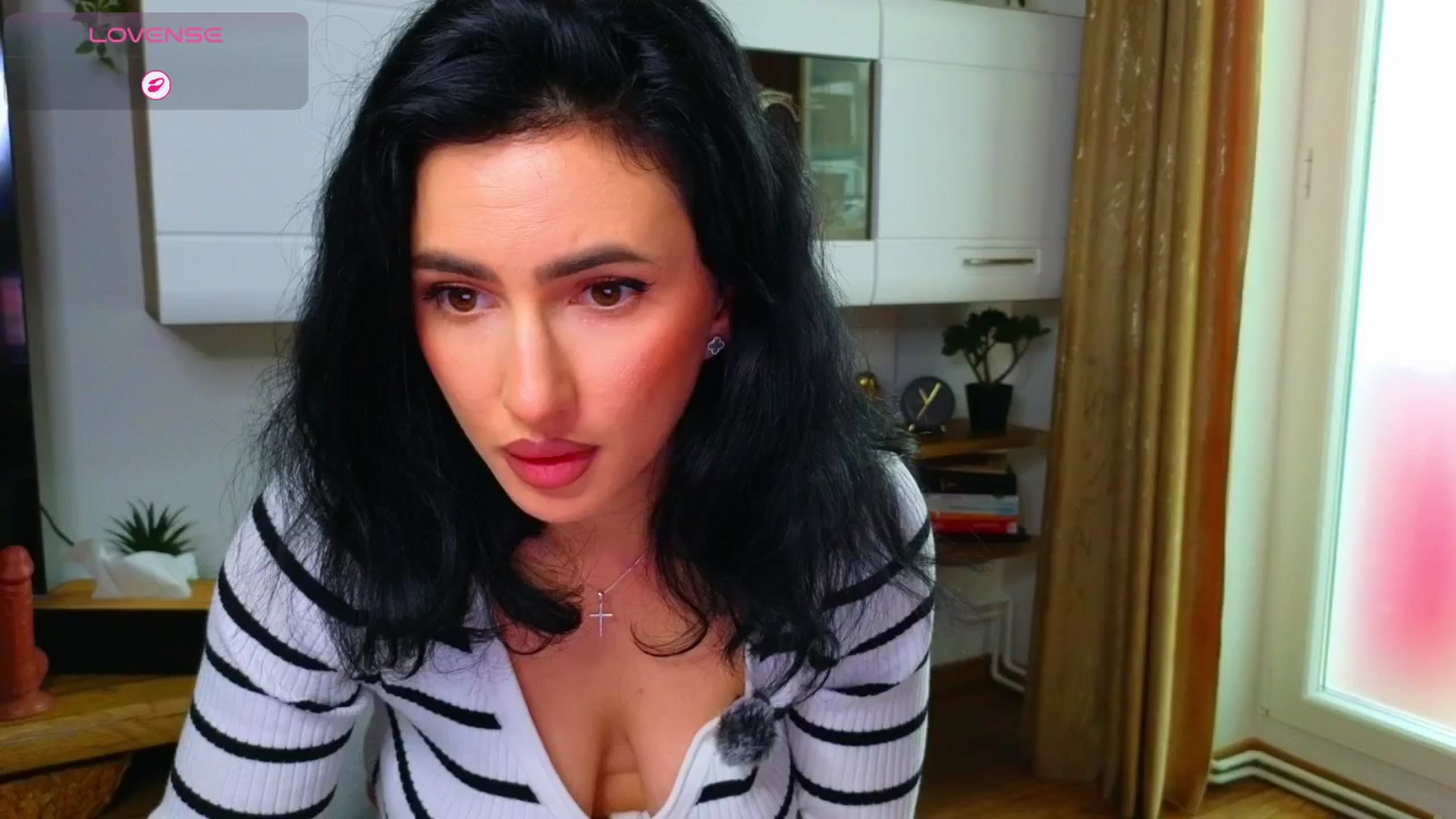 Gallery image thumbnail from YourDesiree_'s myfreecams stream on, 04/30/2026, 08:37 image 11 of 20
