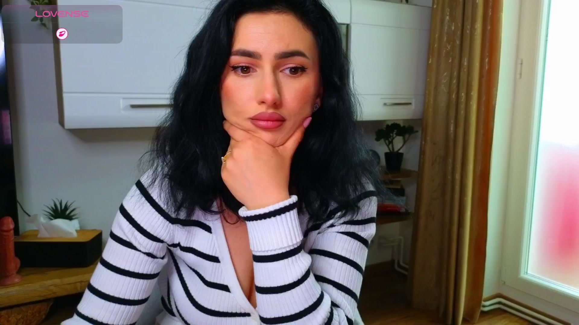 Gallery image thumbnail from YourDesiree_'s myfreecams stream on, 04/30/2026, 08:37 image 10 of 20