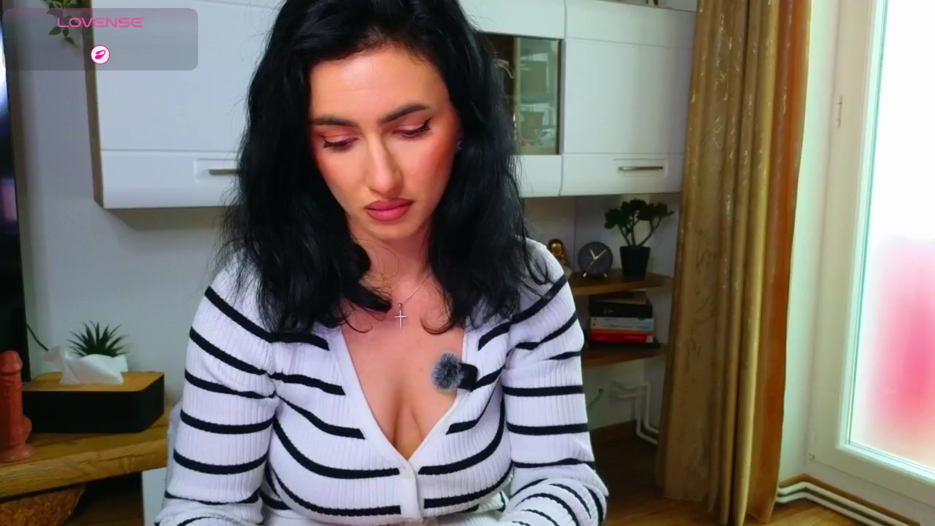 Gallery image thumbnail from YourDesiree_'s myfreecams stream on, 04/30/2026, 08:37 image 12 of 20