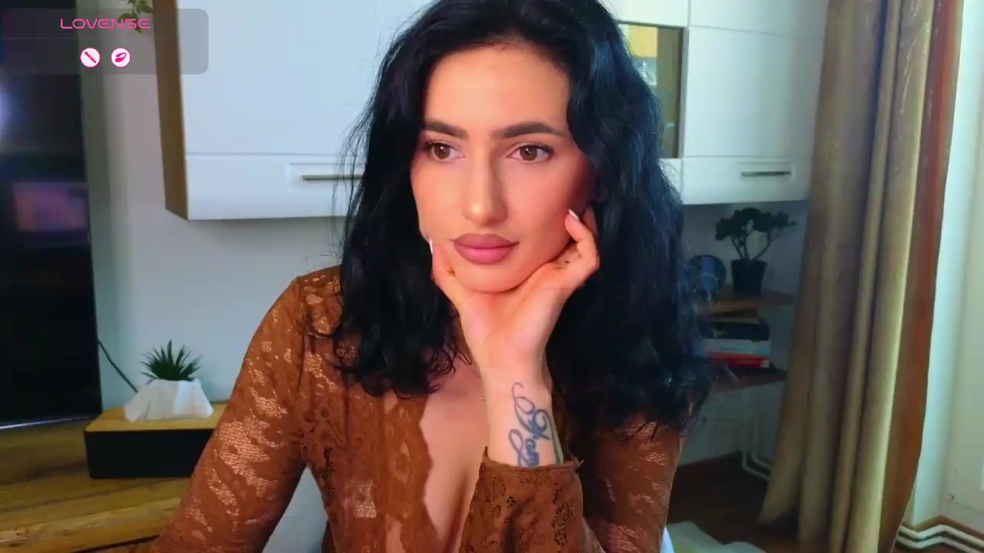 Gallery image thumbnail from YourDesiree_'s myfreecams stream on, 05/26/2026, 05:23 image 16 of 20