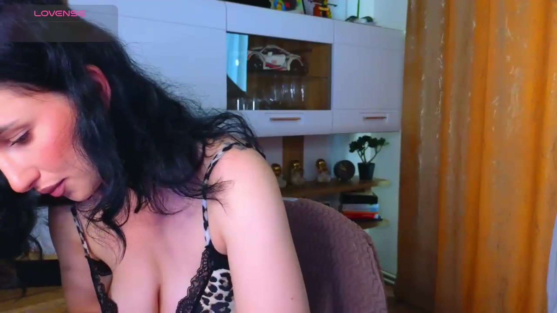 Gallery image thumbnail from YourDesiree_'s myfreecams stream on, 05/28/2026, 07:03 image 5 of 20