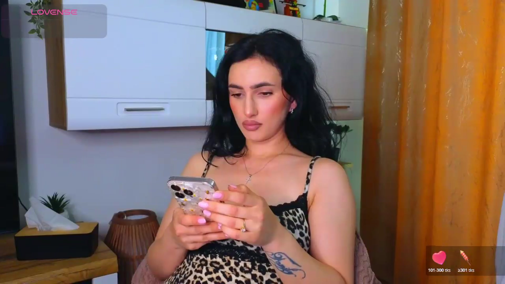 Gallery image thumbnail from YourDesiree_'s myfreecams stream on, 05/28/2026, 07:03 image 13 of 20