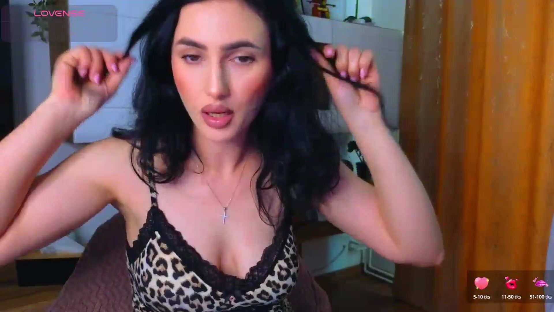 Gallery image thumbnail from YourDesiree_'s myfreecams stream on, 05/28/2026, 07:03 image 15 of 20