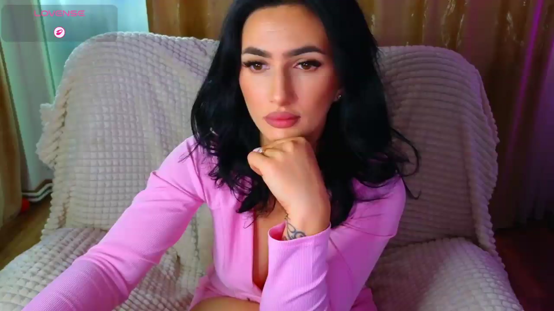 Gallery image thumbnail from YourDesiree_'s myfreecams stream on, 09/21/2026, 05:22 image 4 of 20