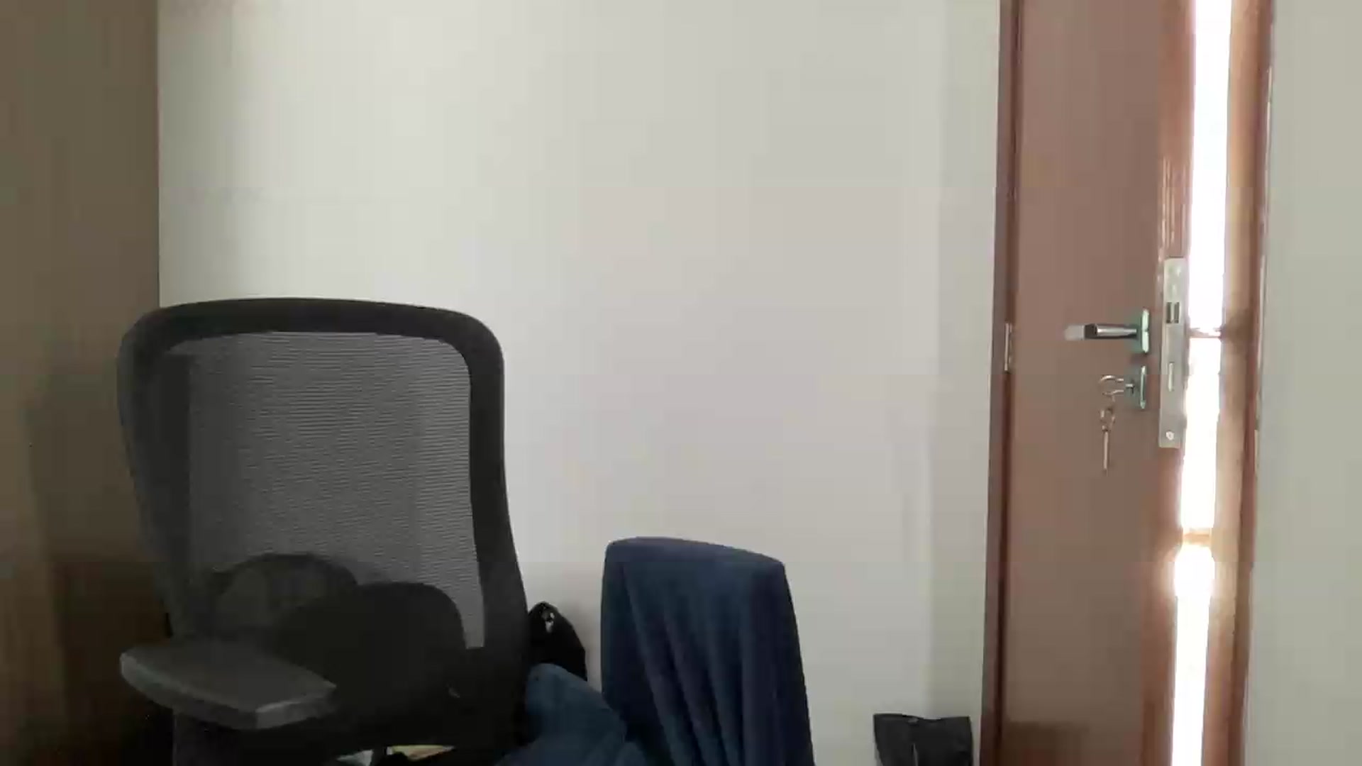 Gallery image thumbnail from YourDixie's myfreecams stream on, 06/13/2026, 17:54 image 1 of 20
