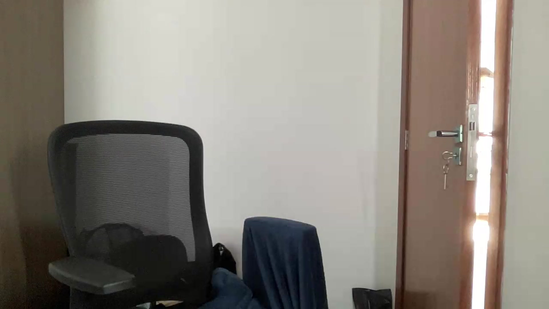 Gallery image thumbnail from YourDixie's myfreecams stream on, 06/13/2026, 17:54 image 15 of 20