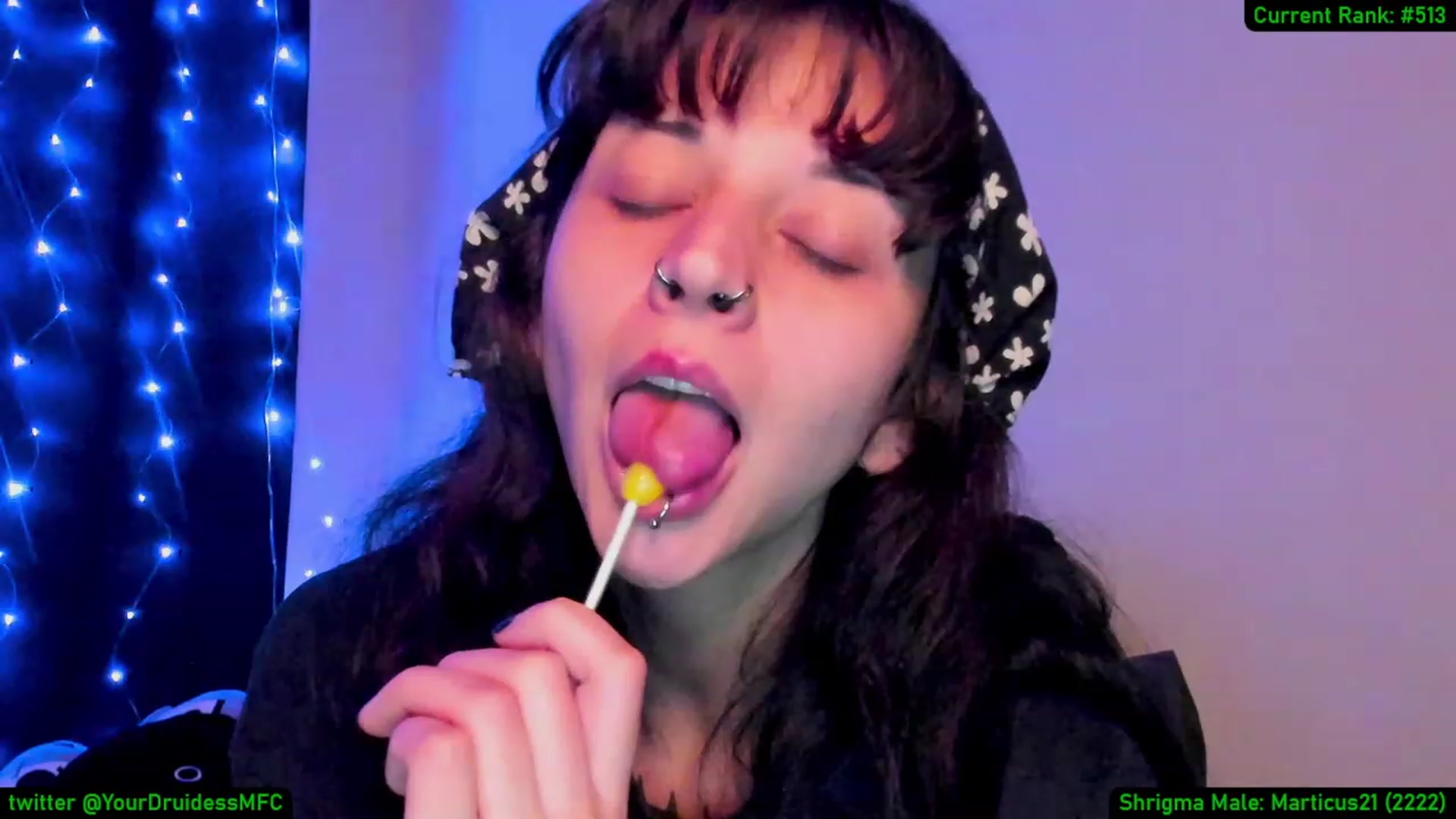 Gallery image thumbnail from YourDruidess's myfreecams stream on, 11/19/2022, 08:35 image 15 of 20
