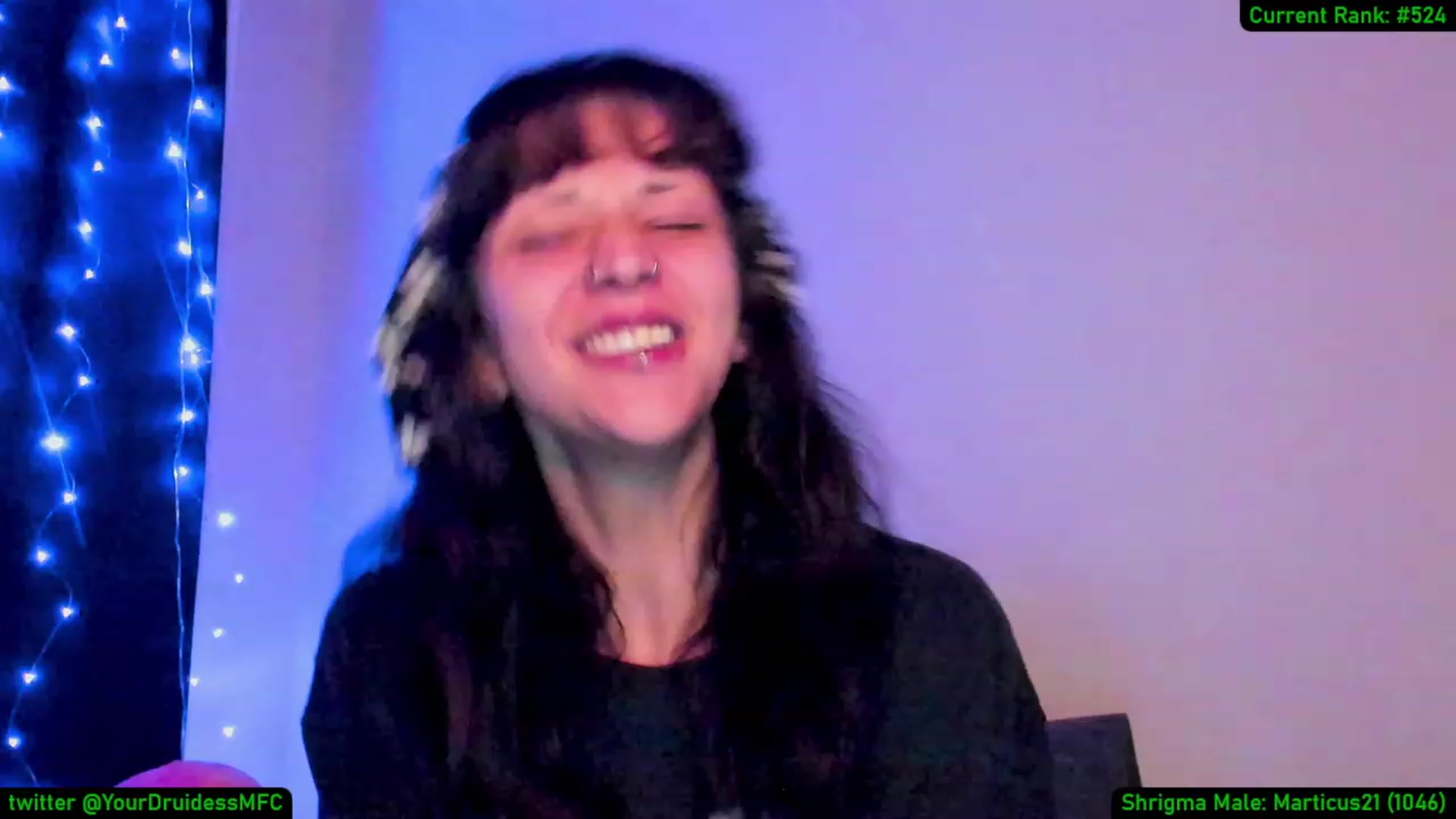 Gallery image thumbnail from YourDruidess's myfreecams stream on, 11/19/2022, 08:35 image 7 of 20