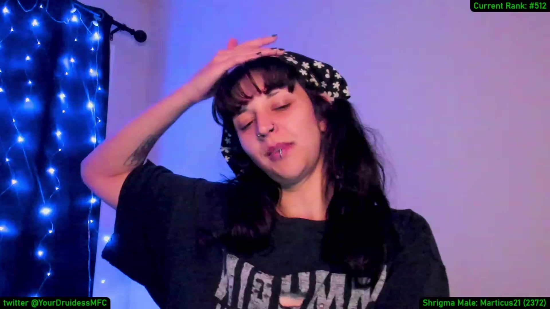 Gallery image thumbnail from YourDruidess's myfreecams stream on, 11/19/2022, 08:35 image 17 of 20