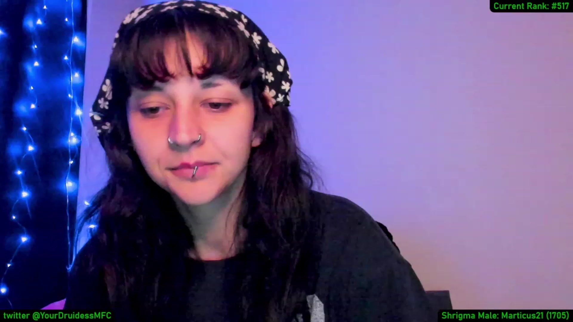 Gallery image thumbnail from YourDruidess's myfreecams stream on, 11/19/2022, 08:35 image 9 of 20