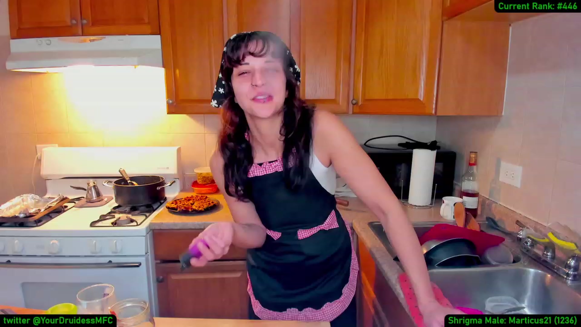 Gallery image thumbnail from YourDruidess's myfreecams stream on, 11/25/2022, 06:20 image 18 of 20