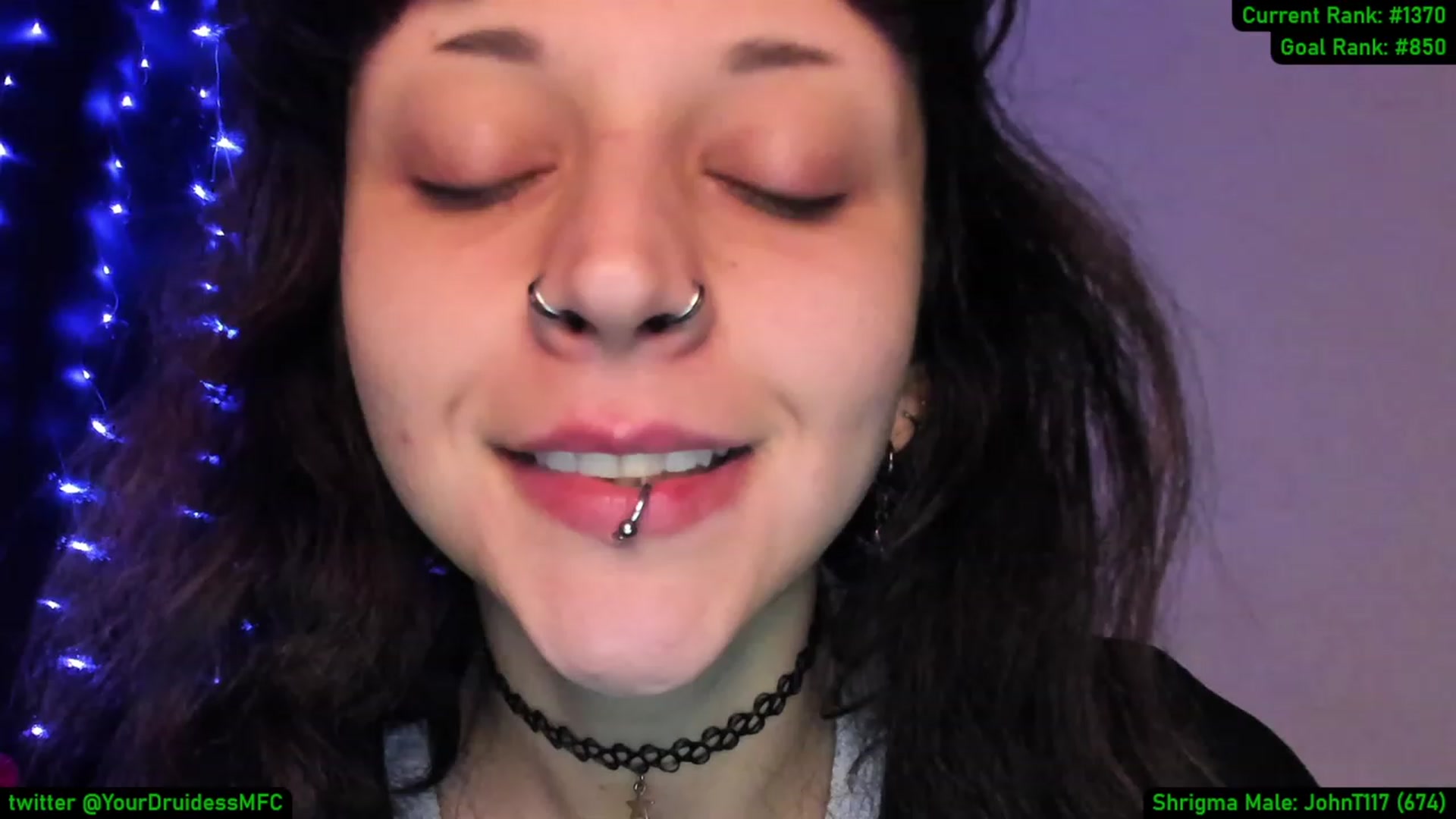 Gallery image thumbnail from YourDruidess's myfreecams stream on, 12/05/2022, 08:01 image 12 of 20