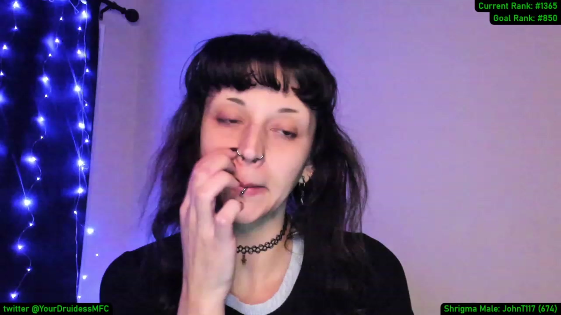 Gallery image thumbnail from YourDruidess's myfreecams stream on, 12/05/2022, 08:01 image 7 of 20