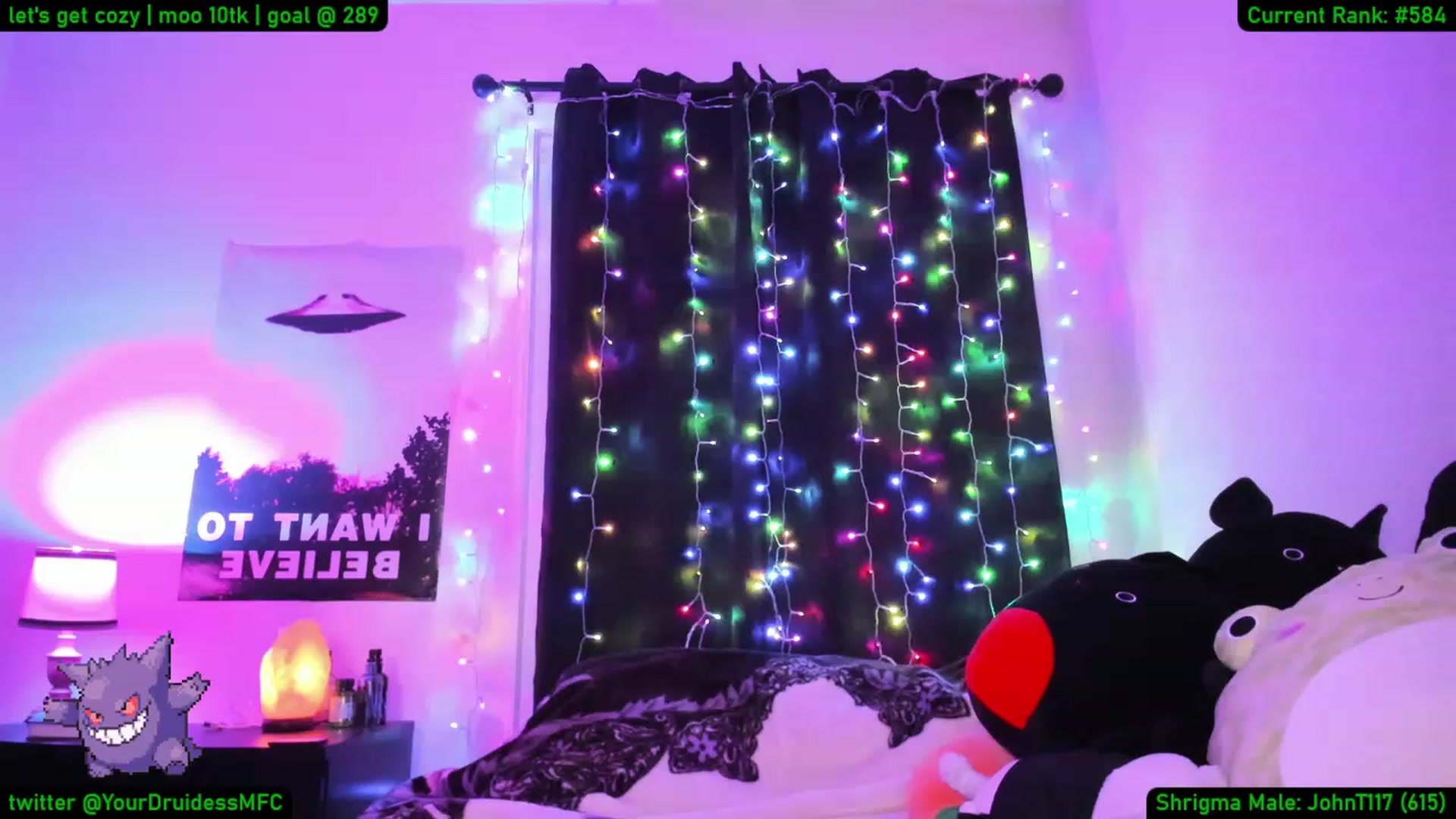 Gallery image thumbnail from YourDruidess's myfreecams stream on, 12/19/2022, 08:10 image 10 of 20