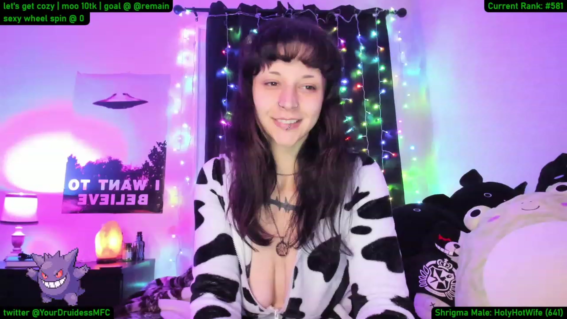 Gallery image thumbnail from YourDruidess's myfreecams stream on, 12/19/2022, 08:10 image 15 of 20