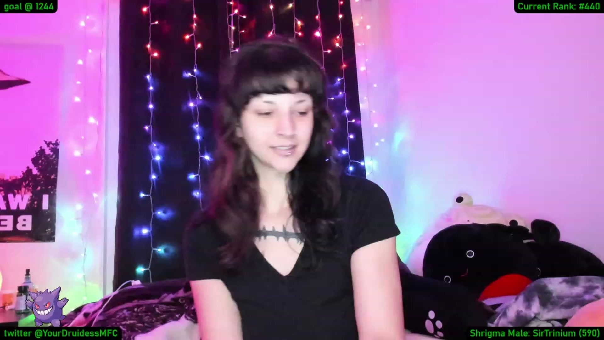Gallery image thumbnail from YourDruidess's myfreecams stream on, 12/28/2022, 08:59 image 12 of 20