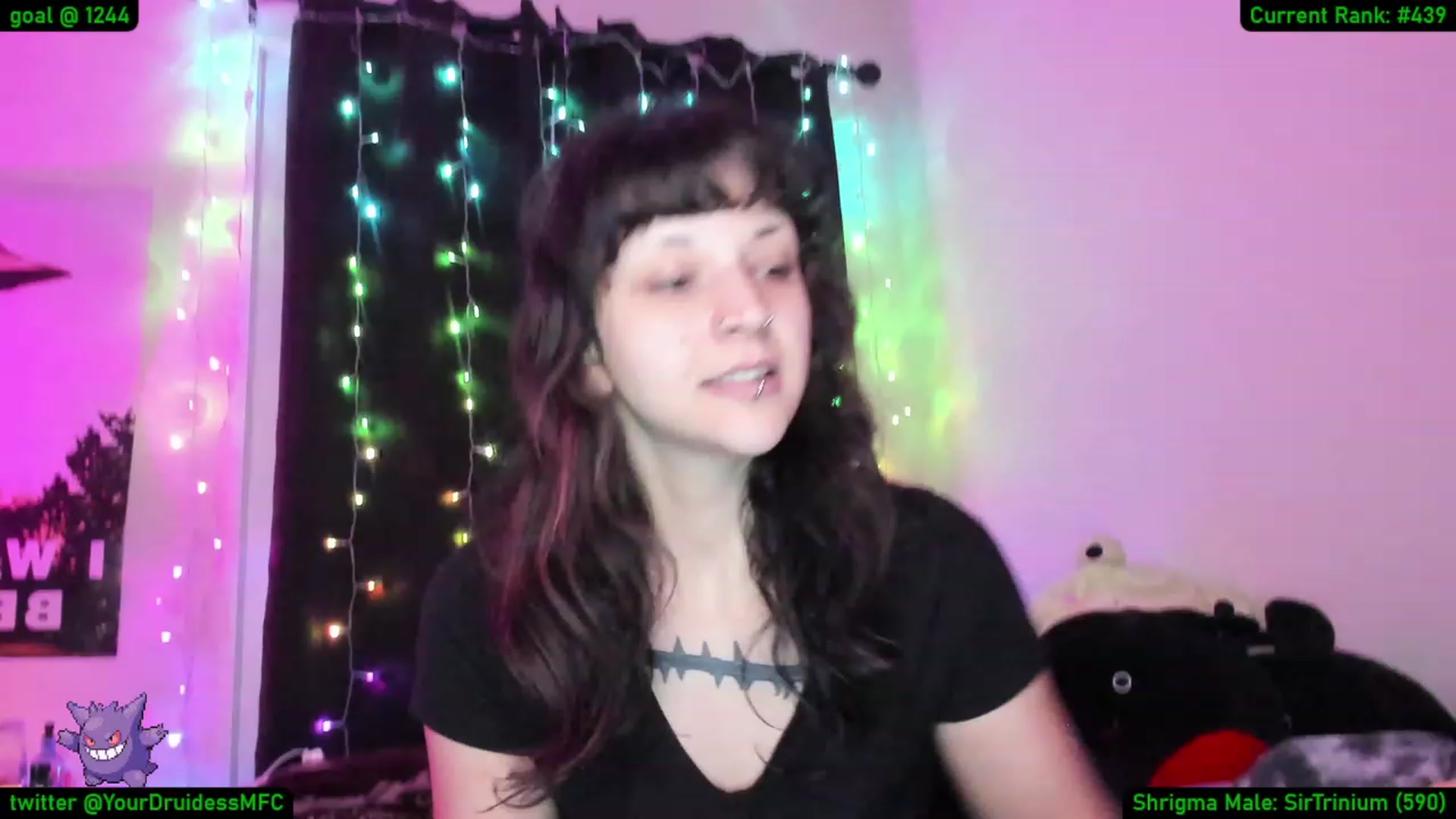 Gallery image thumbnail from YourDruidess's myfreecams stream on, 12/28/2022, 08:59 image 11 of 20