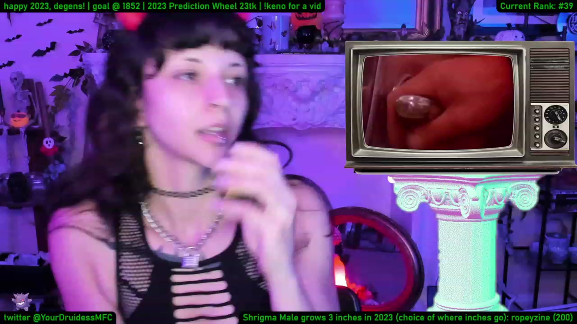 Gallery image thumbnail from YourDruidess's myfreecams stream on, 01/02/2023, 08:04 image 16 of 20