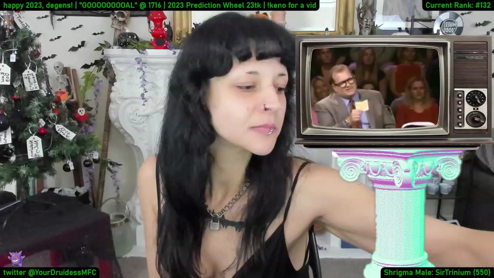 Gallery image thumbnail from YourDruidess's myfreecams stream on, 01/05/2023, 08:32 image 1 of 20