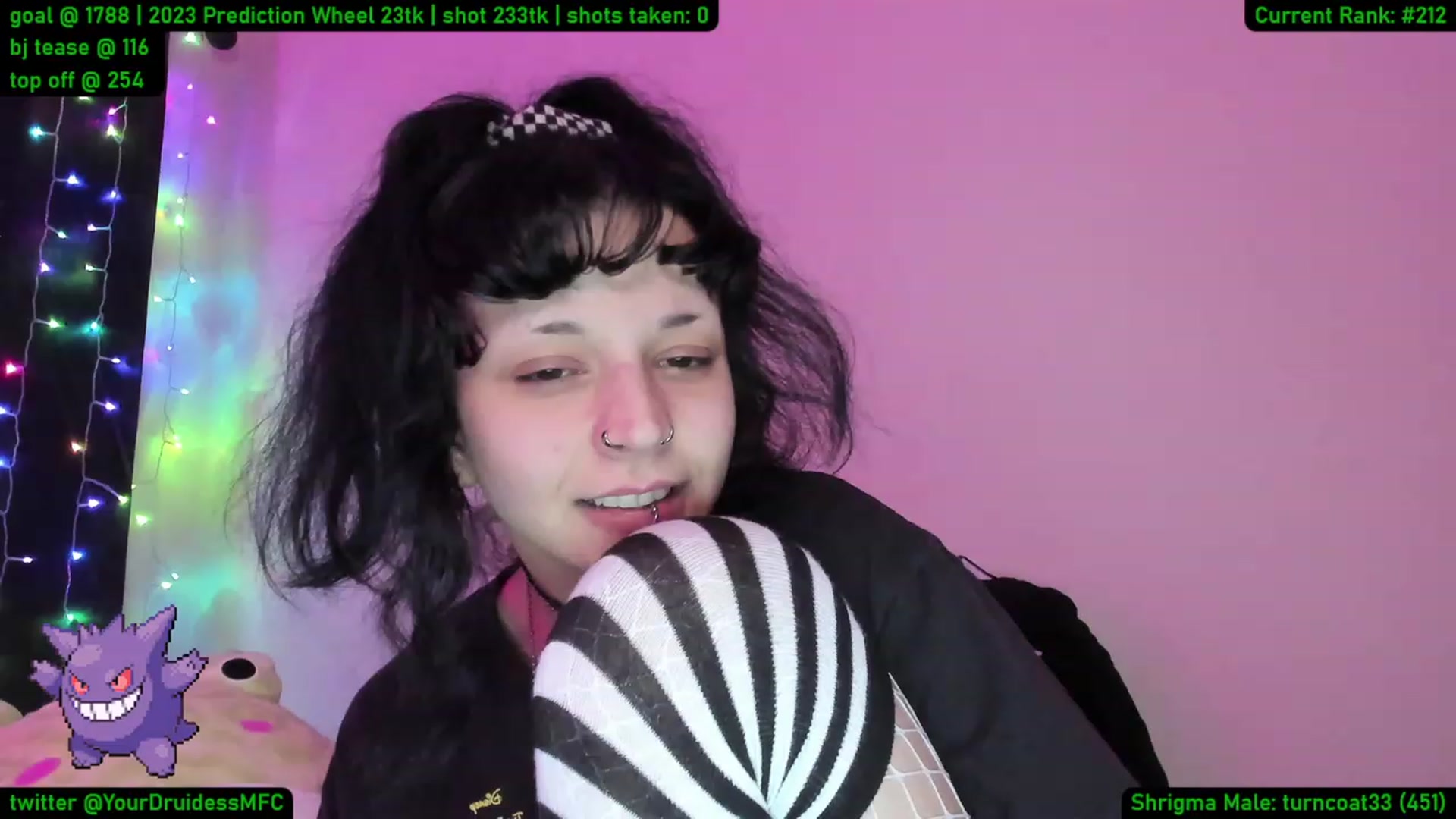 Gallery image thumbnail from YourDruidess's myfreecams stream on, 01/10/2023, 10:23 image 11 of 20