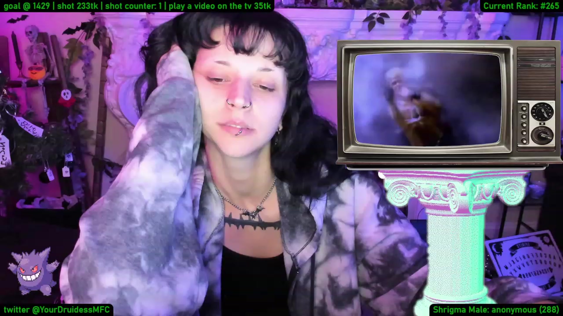 Gallery image thumbnail from YourDruidess's myfreecams stream on, 01/16/2023, 10:03 image 8 of 20