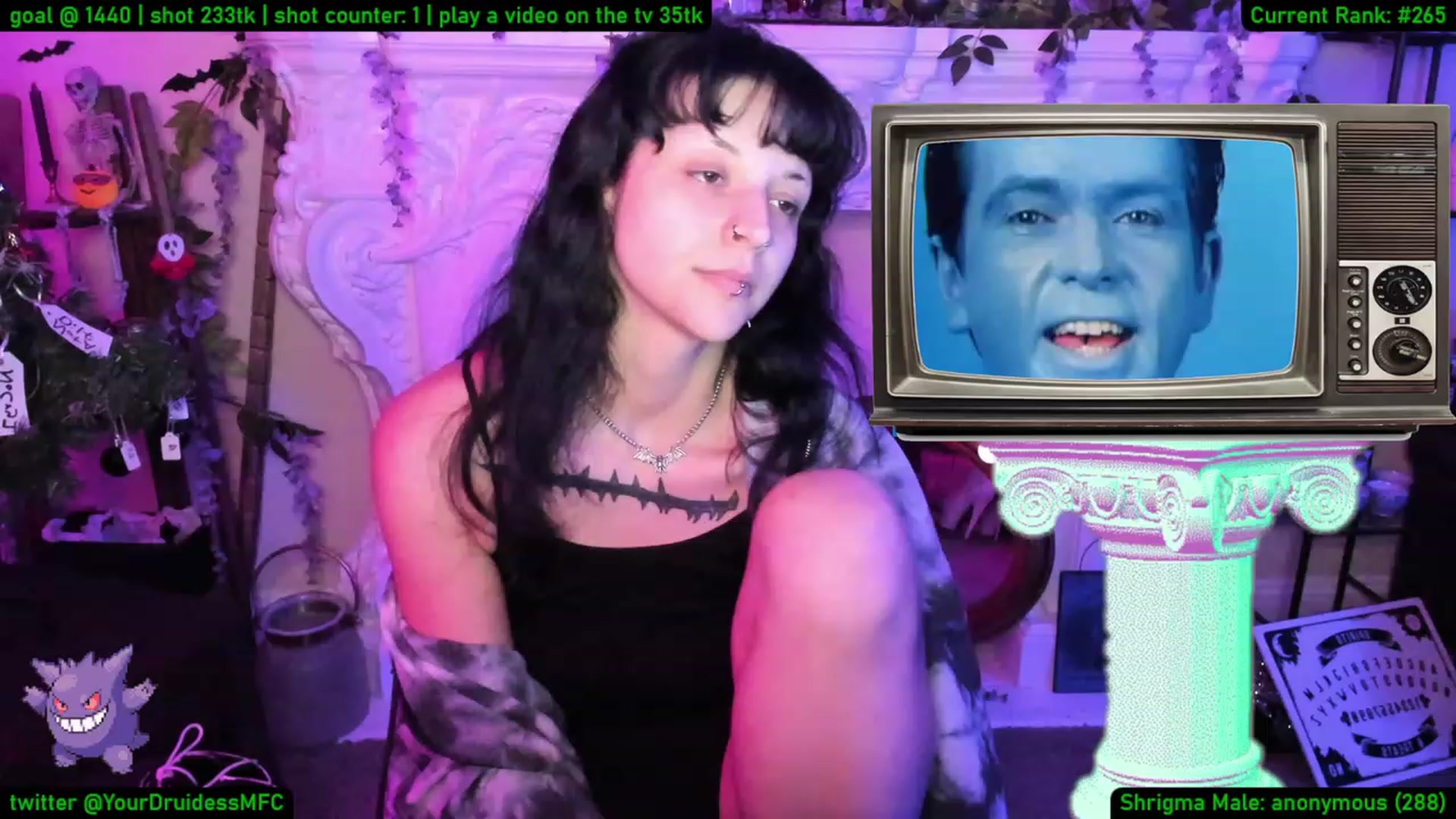 Gallery image thumbnail from YourDruidess's myfreecams stream on, 01/16/2023, 10:03 image 3 of 20
