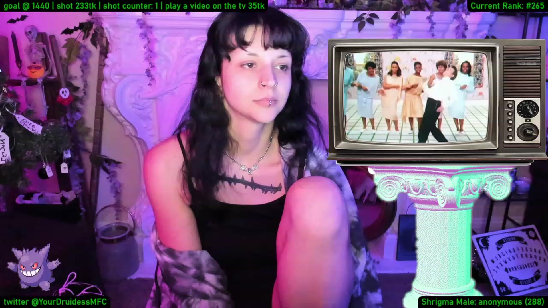 Gallery image thumbnail from YourDruidess's myfreecams stream on, 01/16/2023, 10:03 image 4 of 20