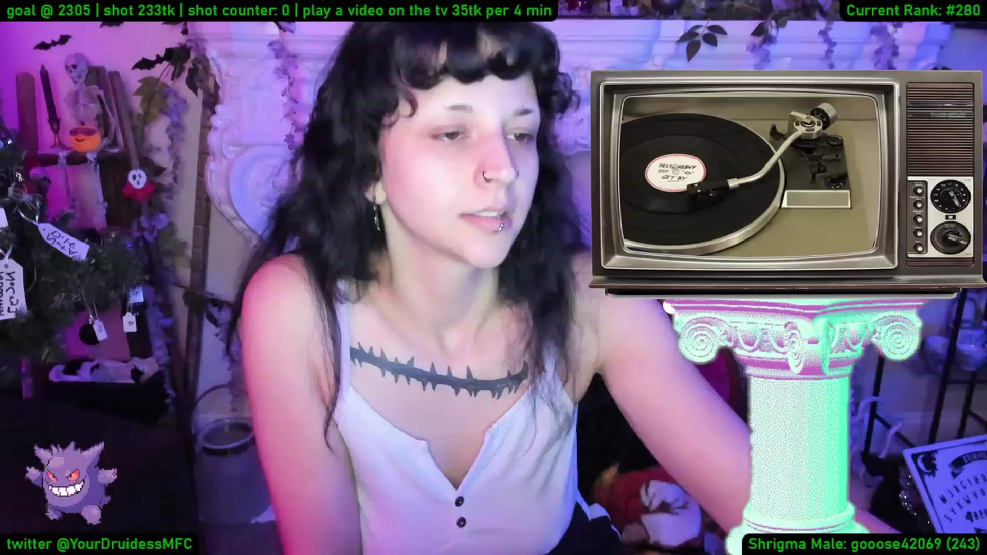 Gallery image thumbnail from YourDruidess's myfreecams stream on, 01/17/2023, 10:09 image 12 of 20