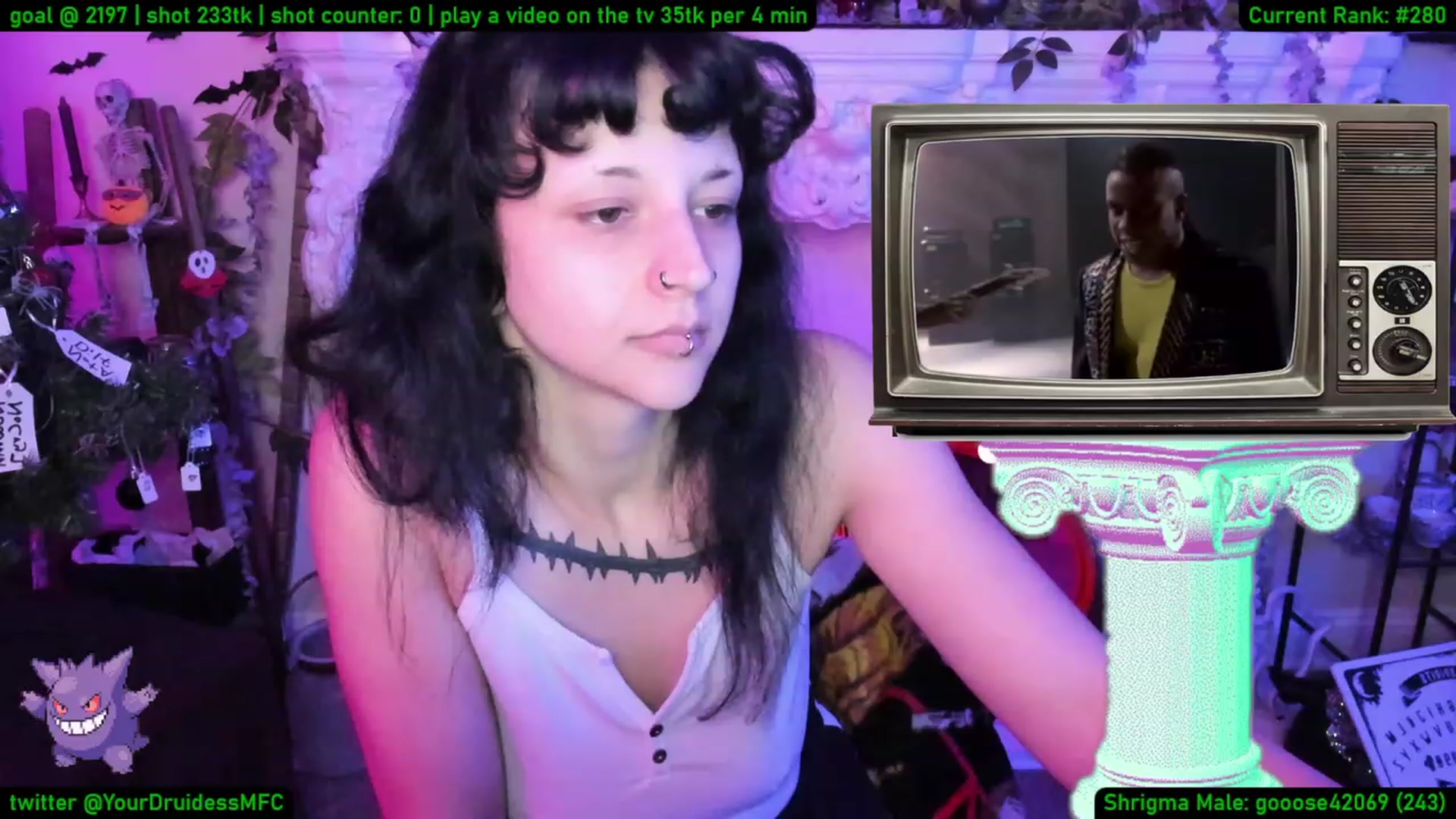 Gallery image thumbnail from YourDruidess's myfreecams stream on, 01/17/2023, 10:09 image 18 of 20