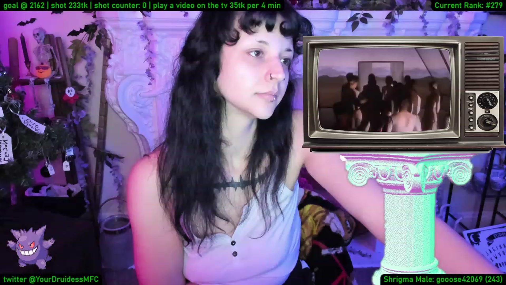 Gallery image thumbnail from YourDruidess's myfreecams stream on, 01/17/2023, 10:09 image 20 of 20