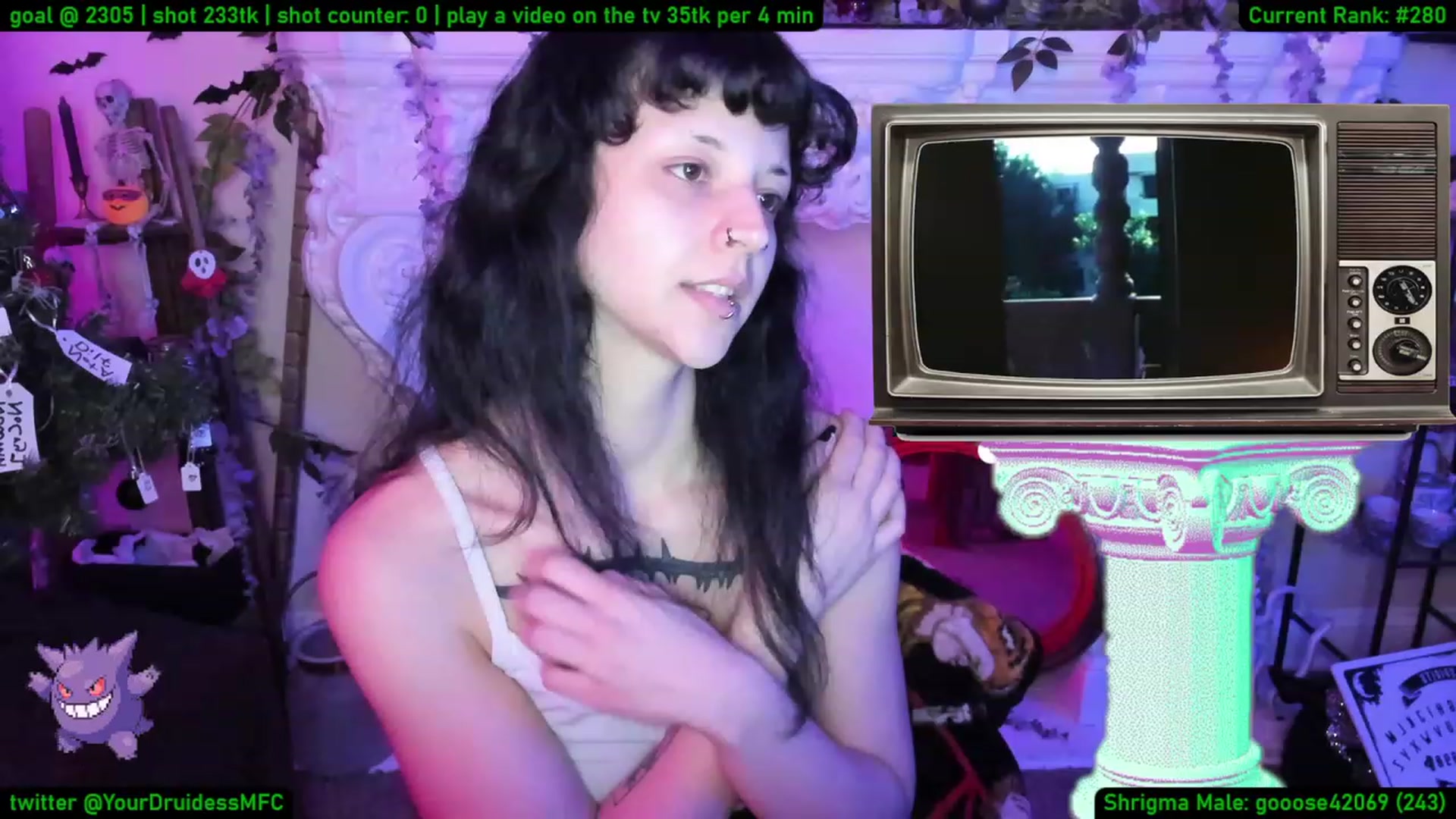 Gallery image thumbnail from YourDruidess's myfreecams stream on, 01/17/2023, 10:09 image 16 of 20
