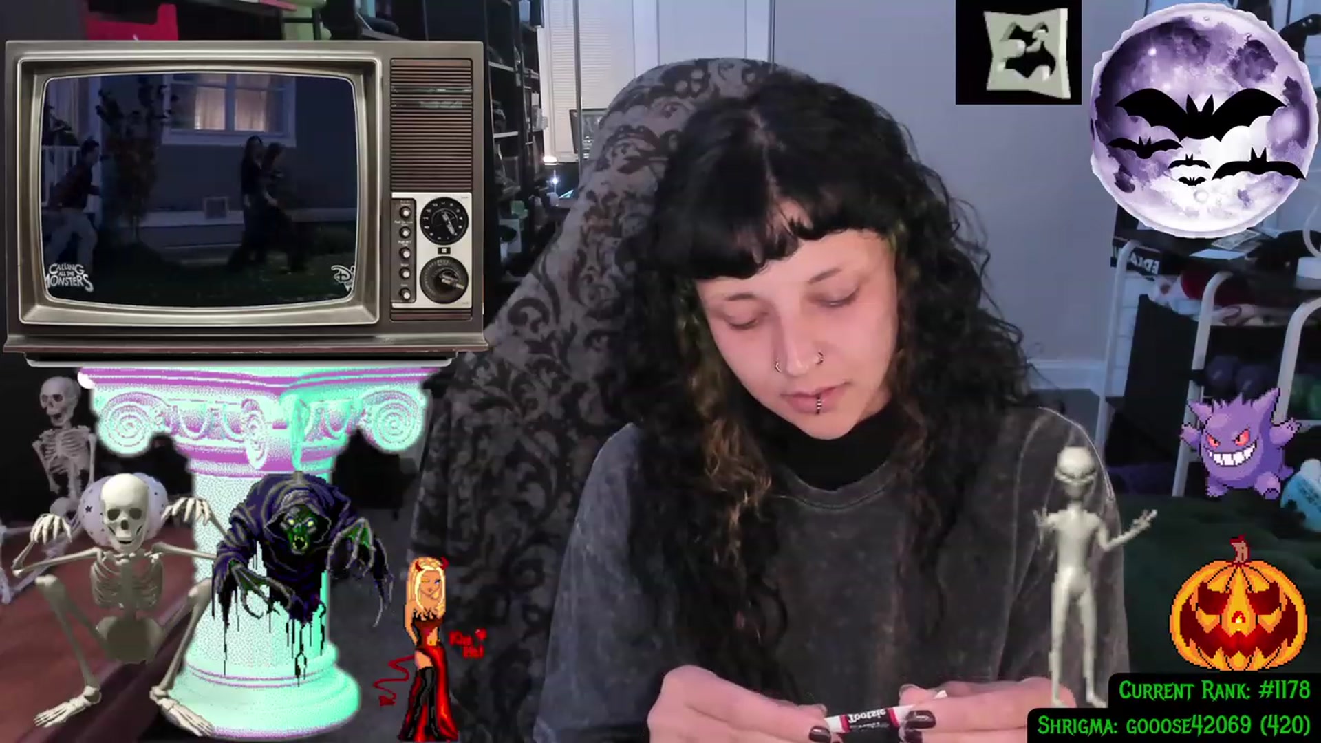 Gallery image thumbnail from YourDruidess's myfreecams stream on, 10/16/2023, 02:10 image 14 of 20