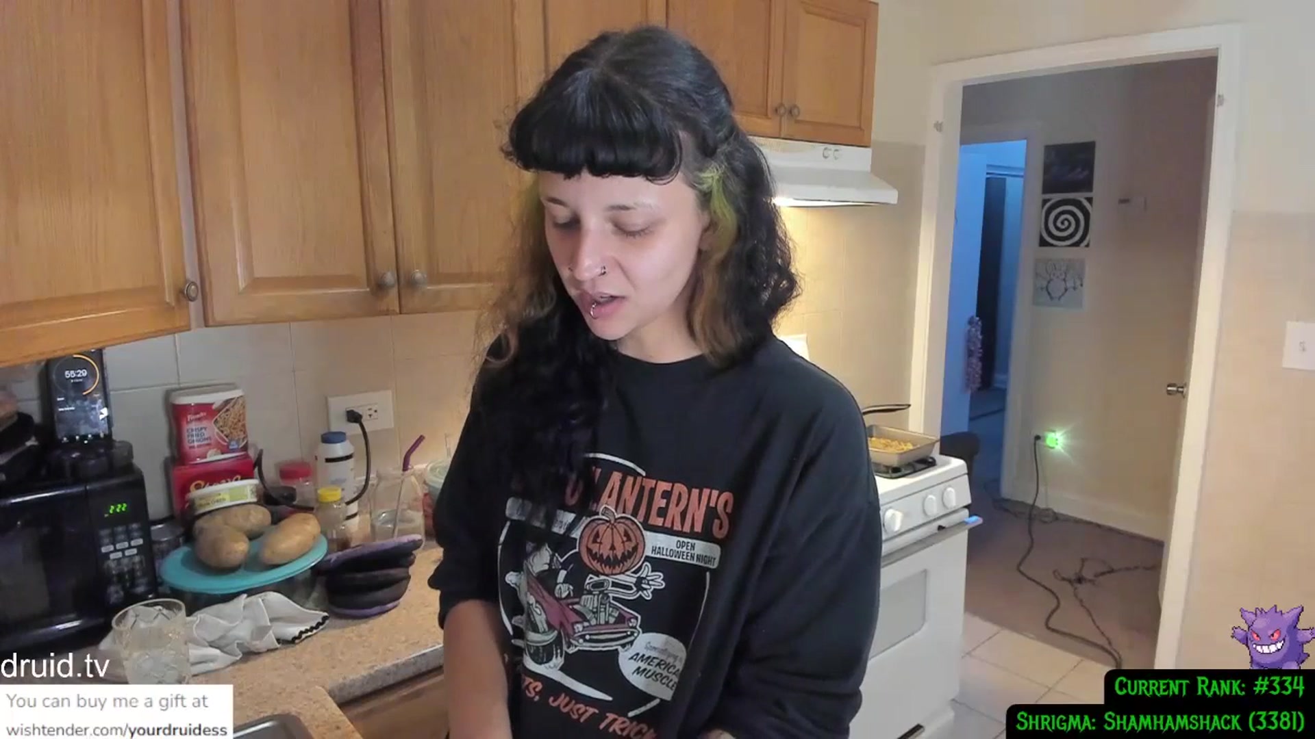Gallery image thumbnail from YourDruidess's myfreecams stream on, 11/24/2023, 01:13 image 19 of 20