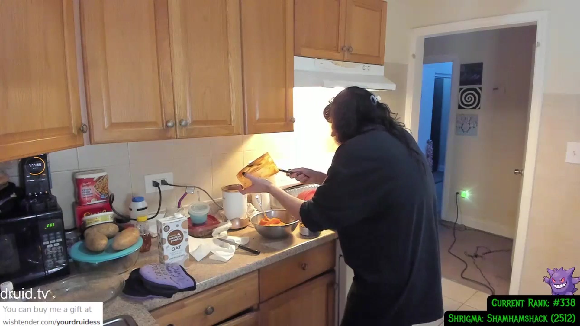 Gallery image thumbnail from YourDruidess's myfreecams stream on, 11/24/2023, 01:13 image 2 of 20