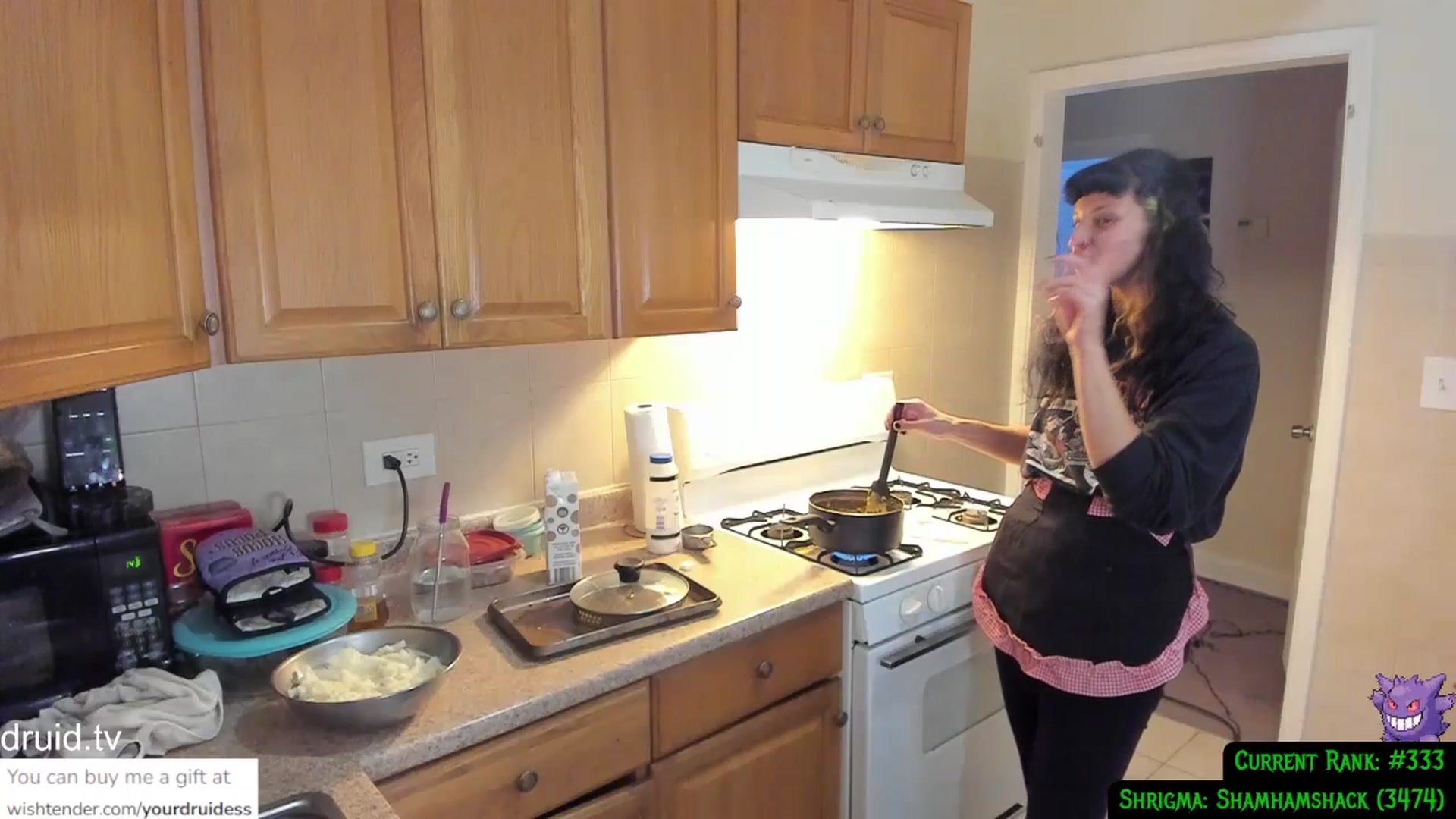Gallery image thumbnail from YourDruidess's myfreecams stream on, 11/24/2023, 02:43 image 15 of 20