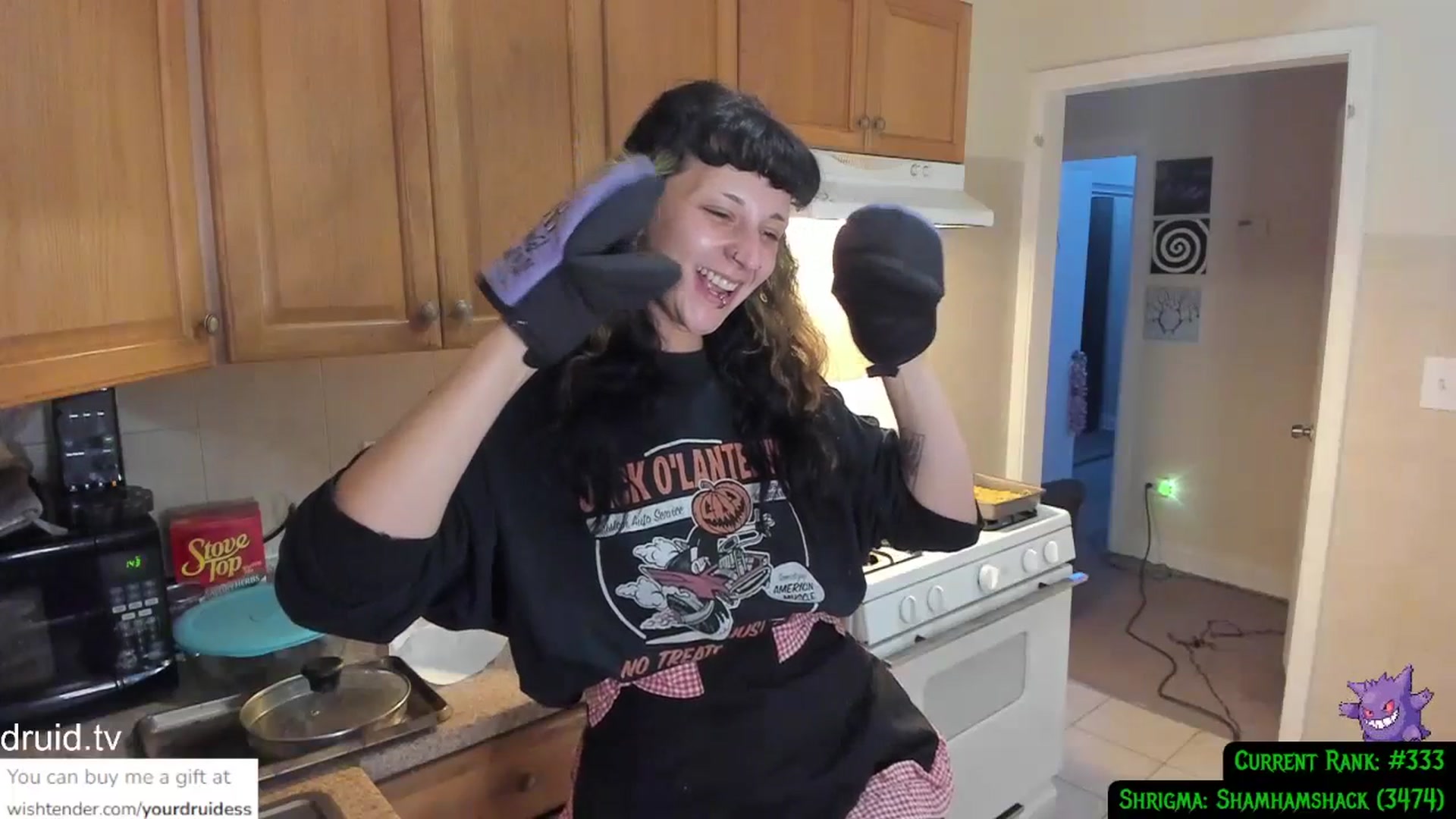 Gallery image thumbnail from YourDruidess's myfreecams stream on, 11/24/2023, 02:43 image 18 of 20