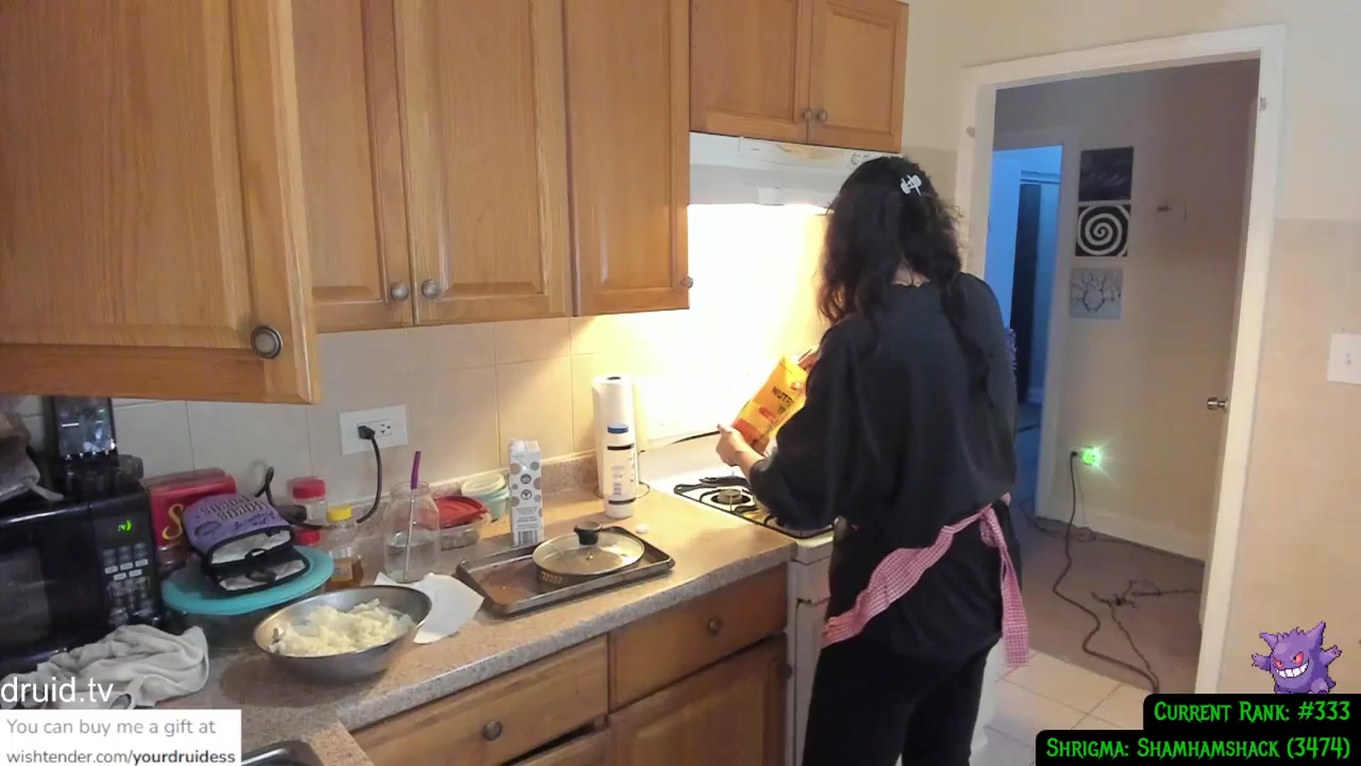 Gallery image thumbnail from YourDruidess's myfreecams stream on, 11/24/2023, 02:43 image 16 of 20