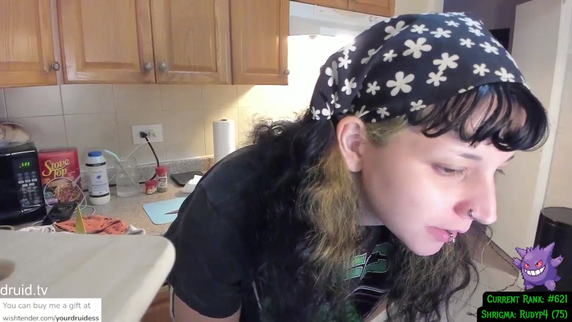 Gallery image thumbnail from YourDruidess's myfreecams stream on, 12/25/2023, 02:25 image 7 of 20