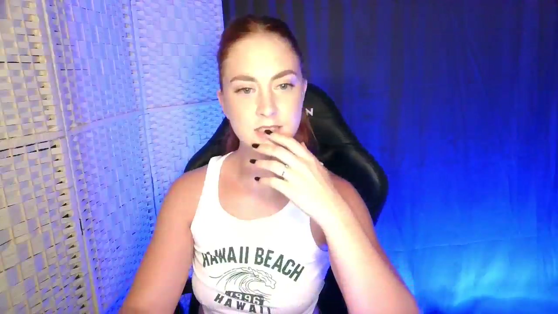 Gallery image thumbnail from YourEmilyRose's myfreecams stream on, 07/17/2025, 20:28 image 19 of 20