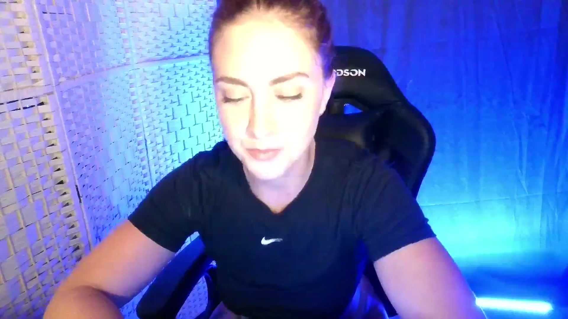 Gallery image thumbnail from YourEmilyRose's myfreecams stream on, 08/27/2025, 22:39 image 20 of 20