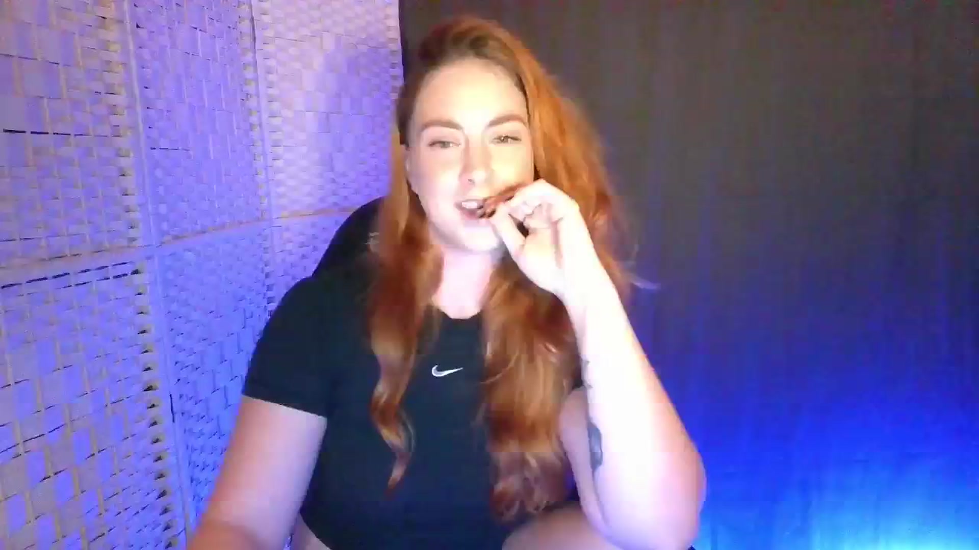 Gallery image thumbnail from YourEmilyRose's myfreecams stream on, 11/27/2025, 24:04 image 9 of 20