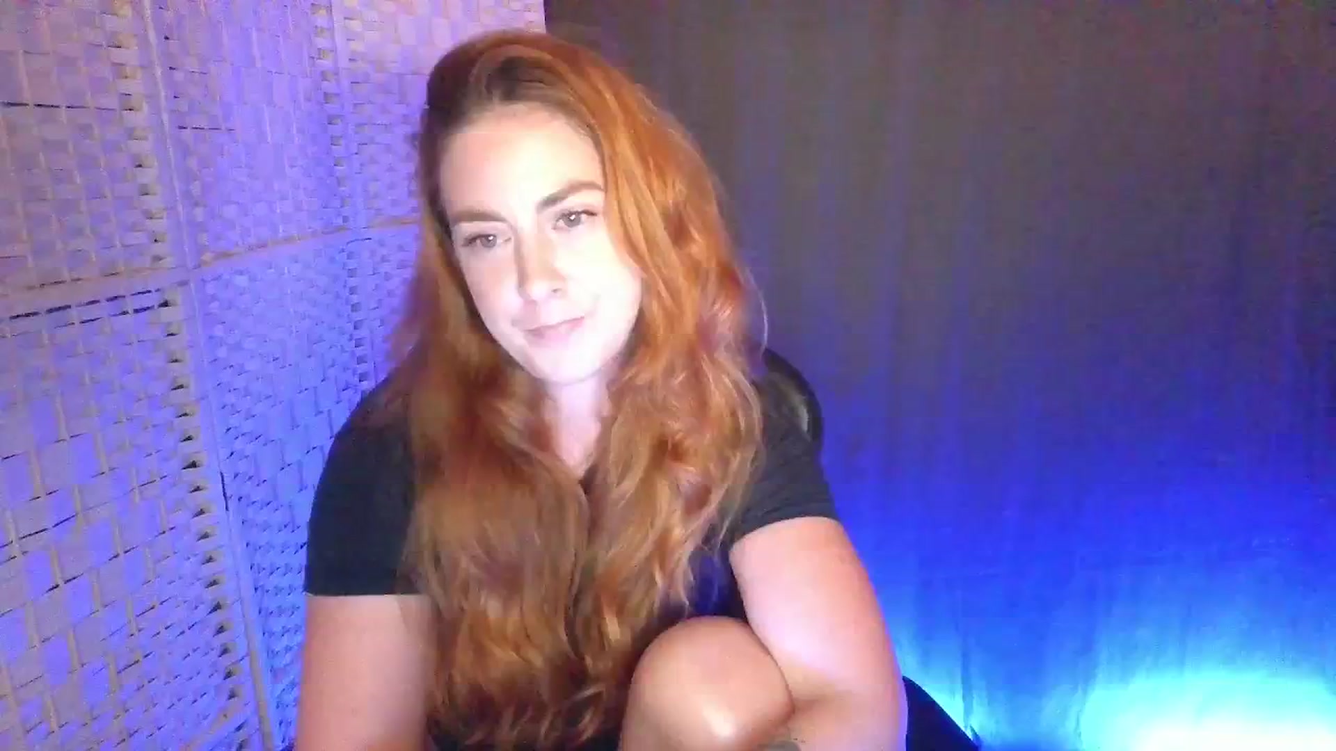 Gallery image thumbnail from YourEmilyRose's myfreecams stream on, 11/27/2025, 24:04 image 16 of 20
