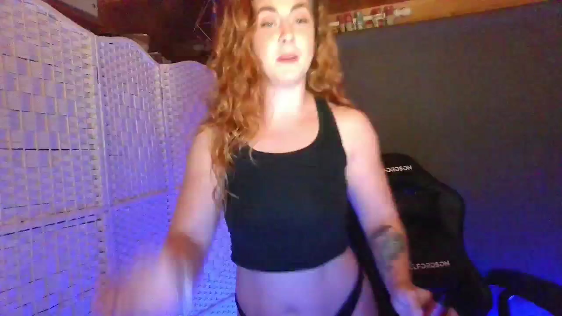 Gallery image thumbnail from YourEmilyRose's myfreecams stream on, 12/20/2025, 21:39 image 5 of 20