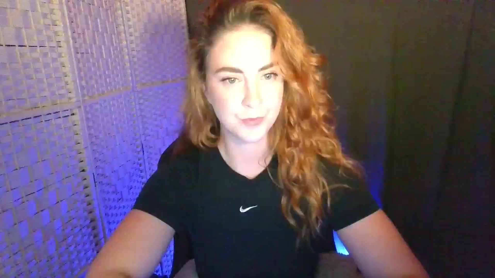 Gallery image thumbnail from YourEmilyRose's myfreecams stream on, 01/11/2026, 24:08 image 7 of 20