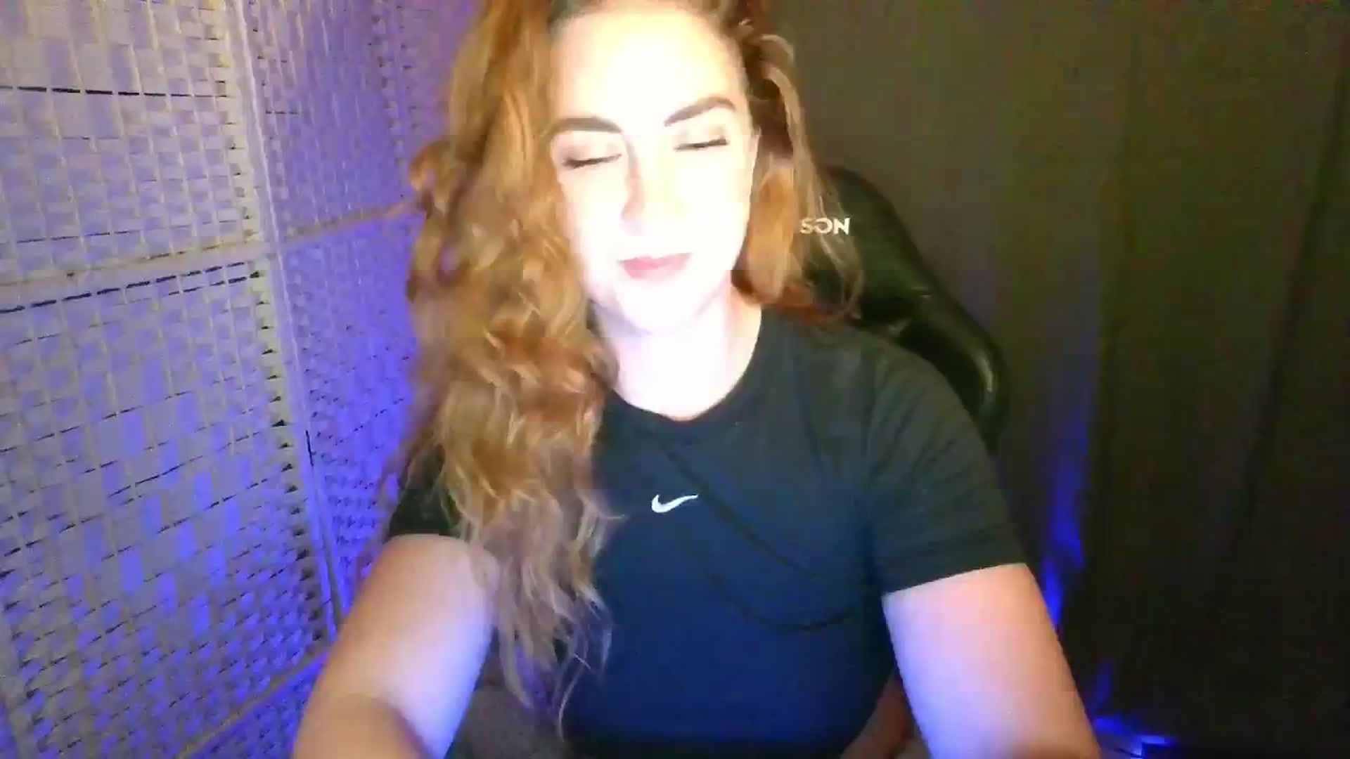 Gallery image thumbnail from YourEmilyRose's myfreecams stream on, 01/11/2026, 24:08 image 10 of 20