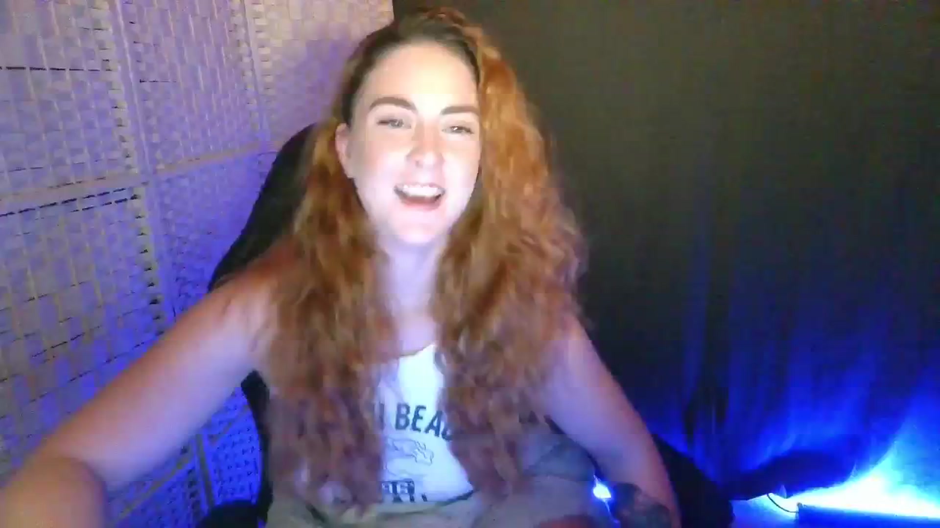Gallery image thumbnail from YourEmilyRose's myfreecams stream on, 01/14/2026, 22:49 image 9 of 20