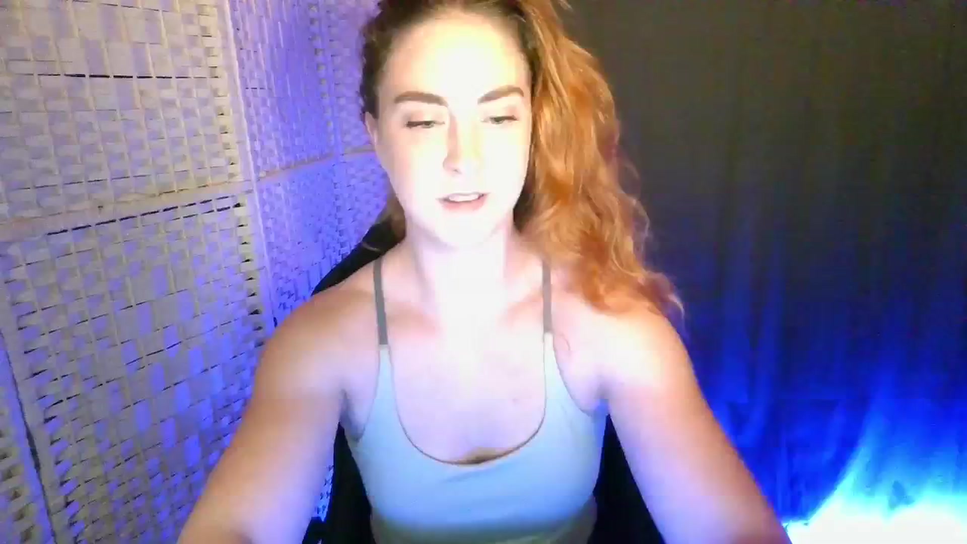 Gallery image thumbnail from YourEmilyRose's myfreecams stream on, 01/15/2026, 23:00 image 8 of 20