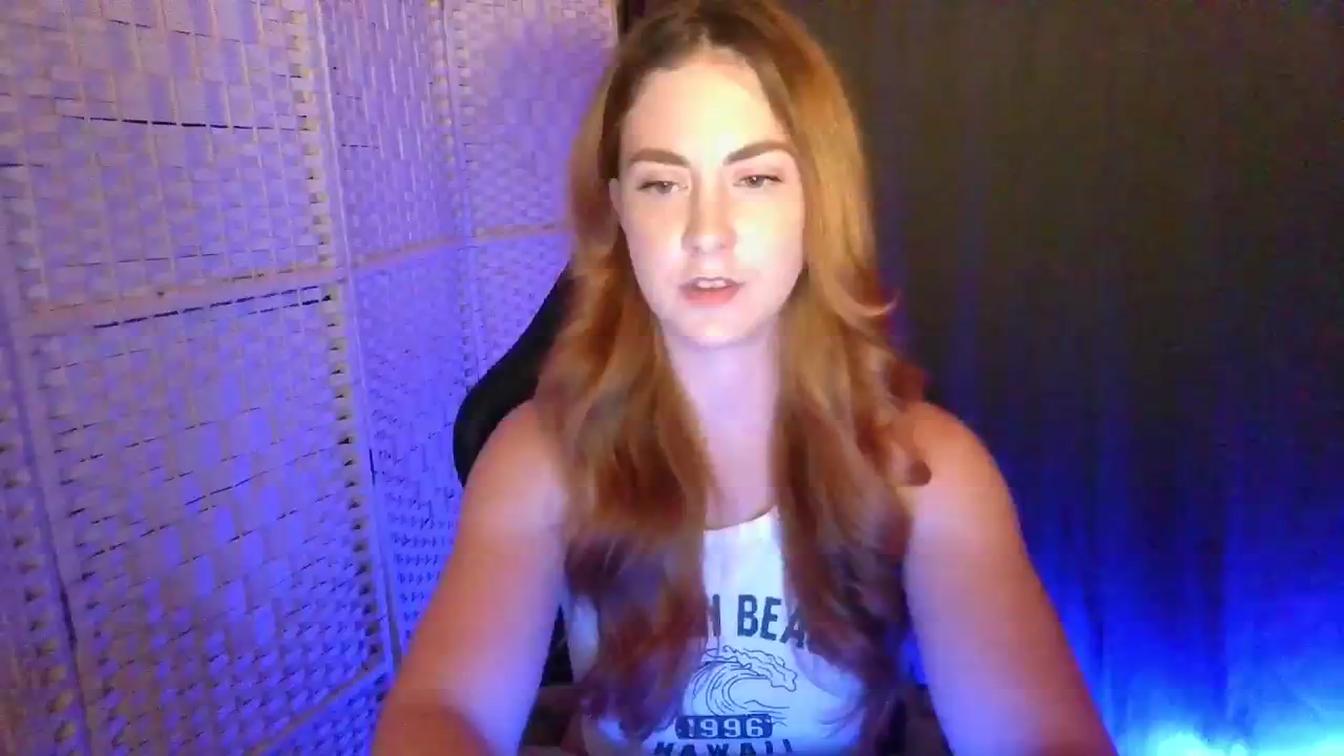 Gallery image thumbnail from YourEmilyRose's myfreecams stream on, 01/21/2026, 21:44 image 14 of 20